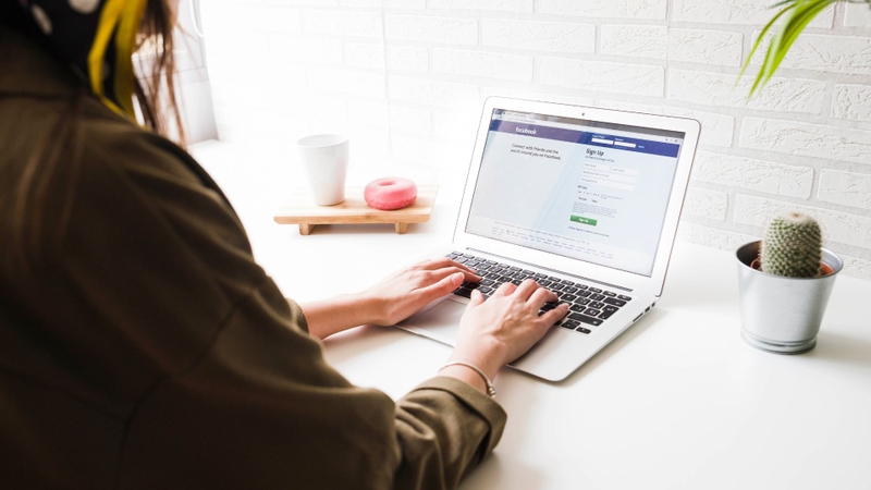 Bán điện thoại cũ trên mạng xã hội Facebook