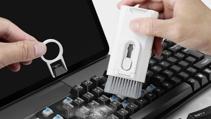 Vệ sinh bàn phím và switch