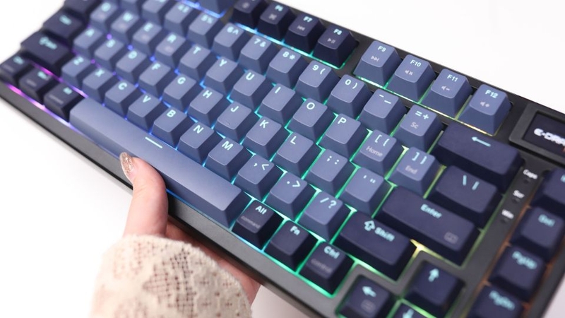 Những ưu điểm của bàn phím cơ? Bàn phím cơ khác bàn phím thường điểm nào?