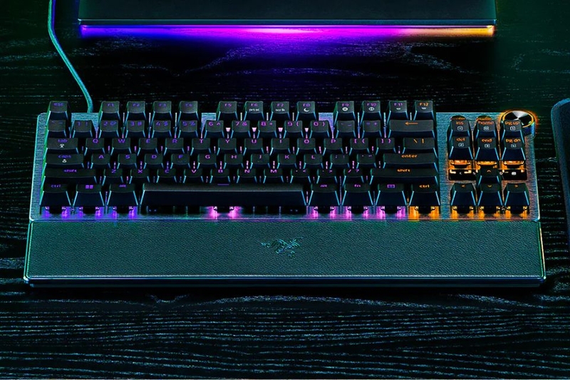 Razer Huntsman V3 Pro Tenkeyless - Kê tay da từ tính hỗ trợ sử dụng trong thời gian dài