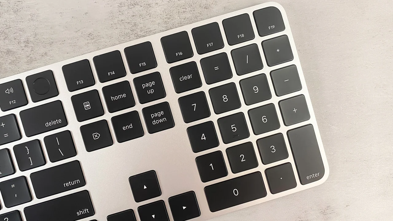 Apple Magic Keyboard with Touch ID and Numeric Keypad 2024 Black MXK83ZA/A