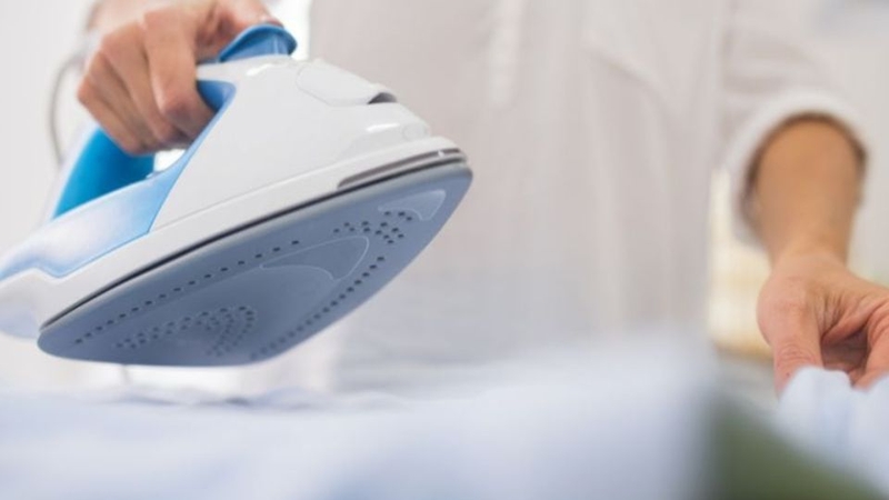 bàn ủi hơi nước bị rò điện 4