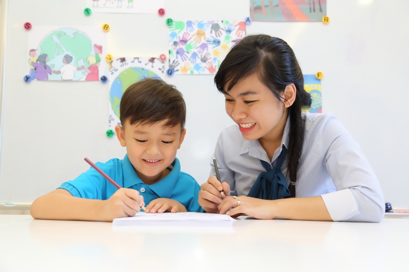 Vai trò của cha mẹ trong việc đồng hành cùng con