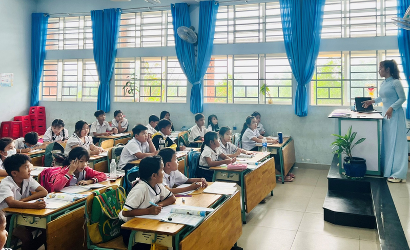 Mẫu 2 bảng nội quy lớp học tiểu học