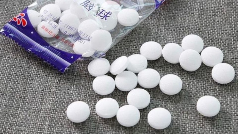 Ngày nay, băng phiến nhân tạo được ưa chuộng nhờ giá thành rẻ và dễ sử dụng