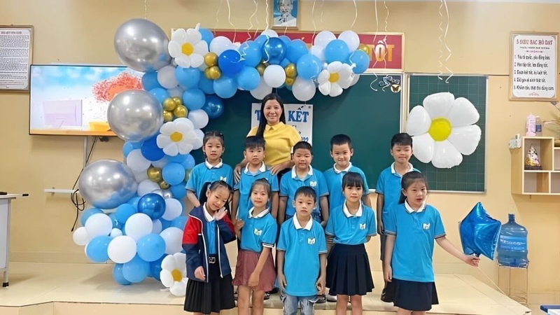 Những gợi ý mẫu trang trí bảng tổng kết năm học đẹp nhất 5