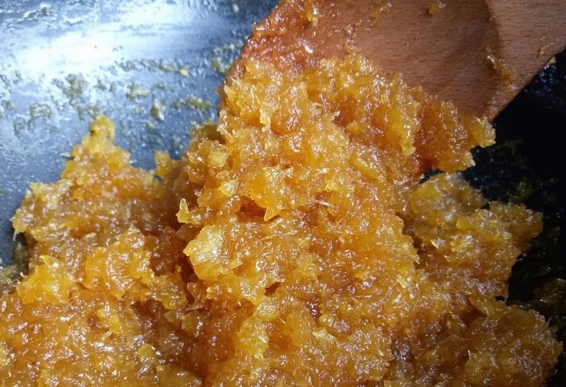 Bánh bông lan cuộn nhân khóm ảnh 2