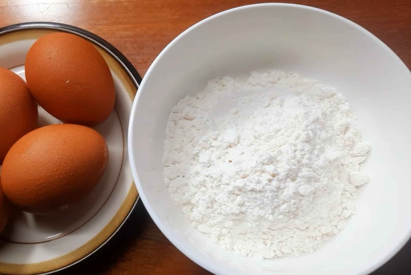 bánh bông lan mật ong hình 1