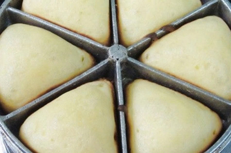 Bánh bông lan tam giác ảnh 4