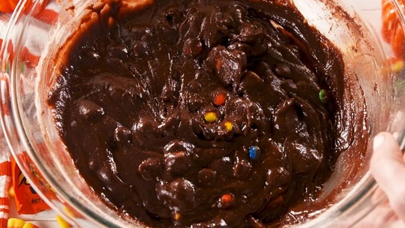 bánh brownie con ma 4