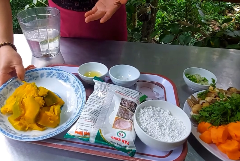 bánh canh bí đỏ hình 1