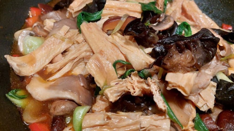 Xào các nguyên liệu