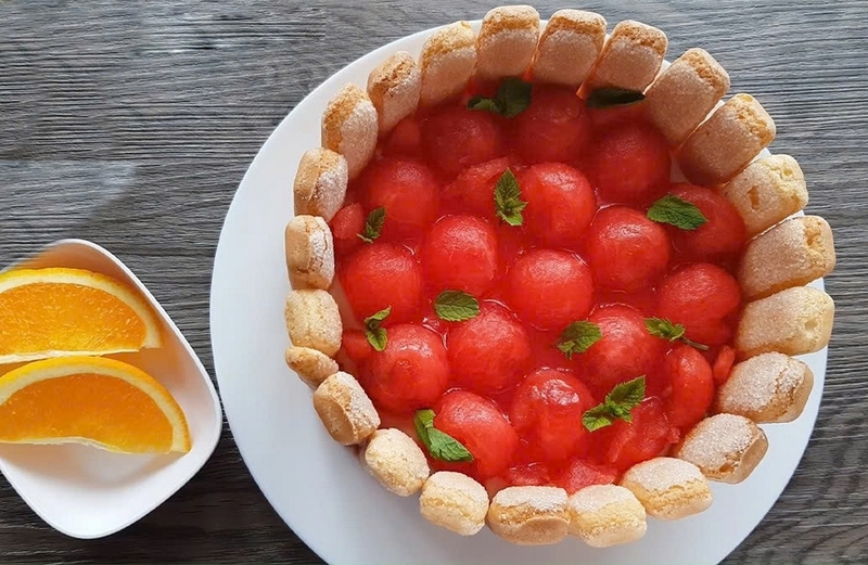 Bánh charlotte dưa hấu sữa chua ảnh 6