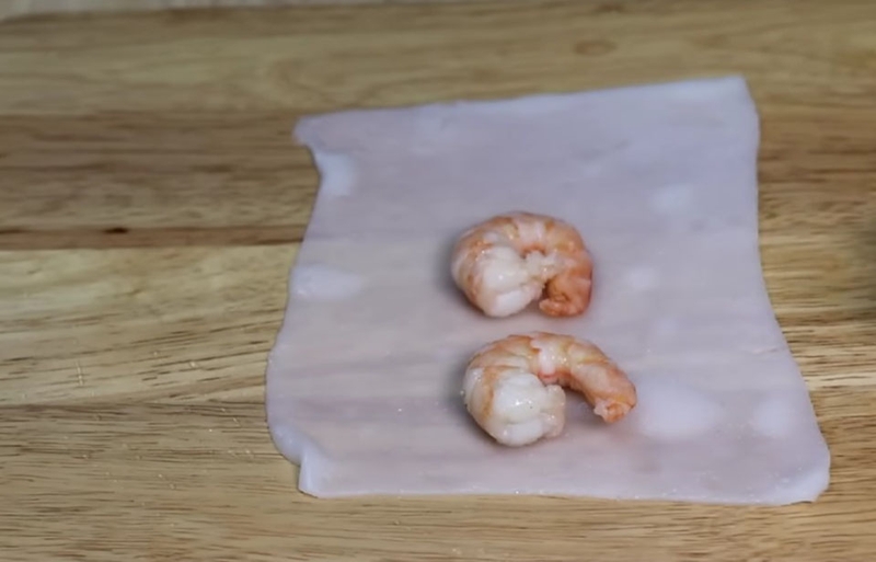 Cách làm bánh cuốn tôm (hình 11)