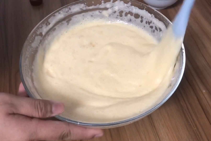 bánh cupcake bông lan mật ong hình 5