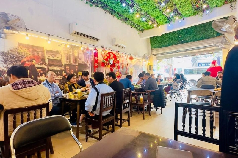quán bánh đa cua bà cụ