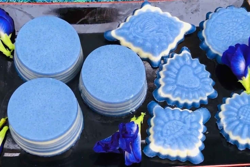 bánh da lợn hoa đậu biếc hình 12
