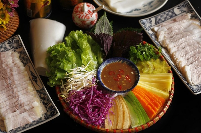 Bánh tráng cuốn thịt heo Đà Nẵng