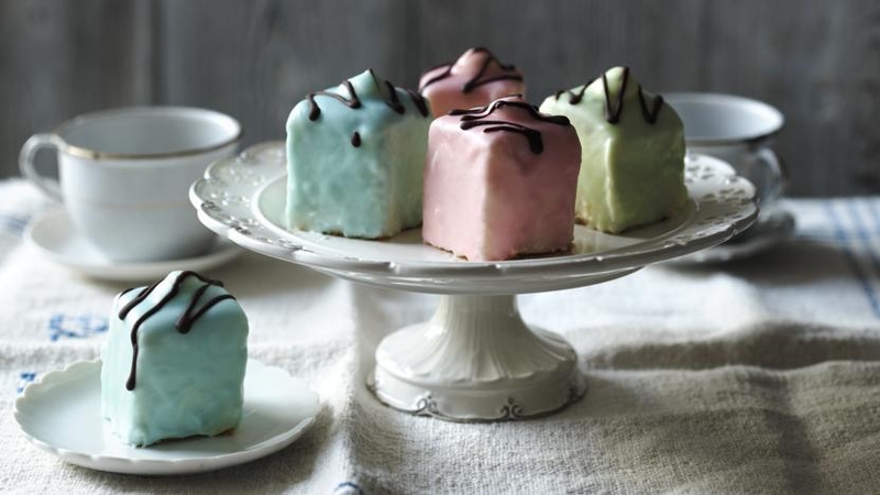 bánh fondant hình 5