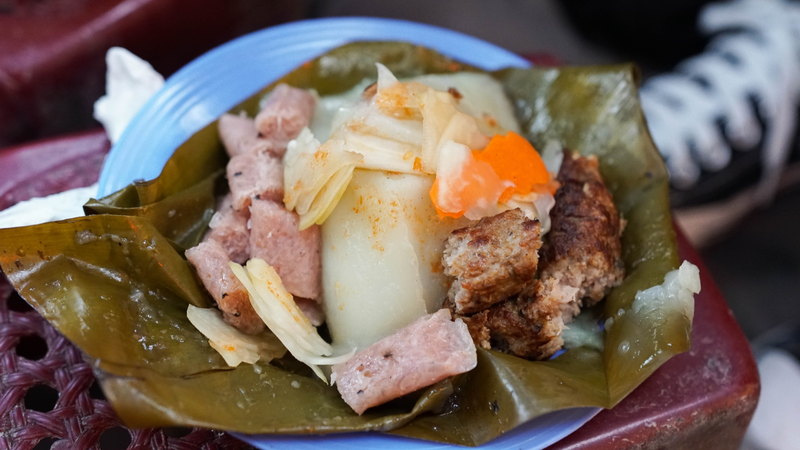 Bánh giò Bà Luỹ ở số 54 Trần Xuân Soạn