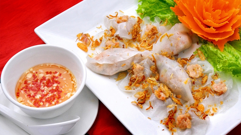 Bánh hoa hồng là kết hợp giữa bánh bao và bánh vạc