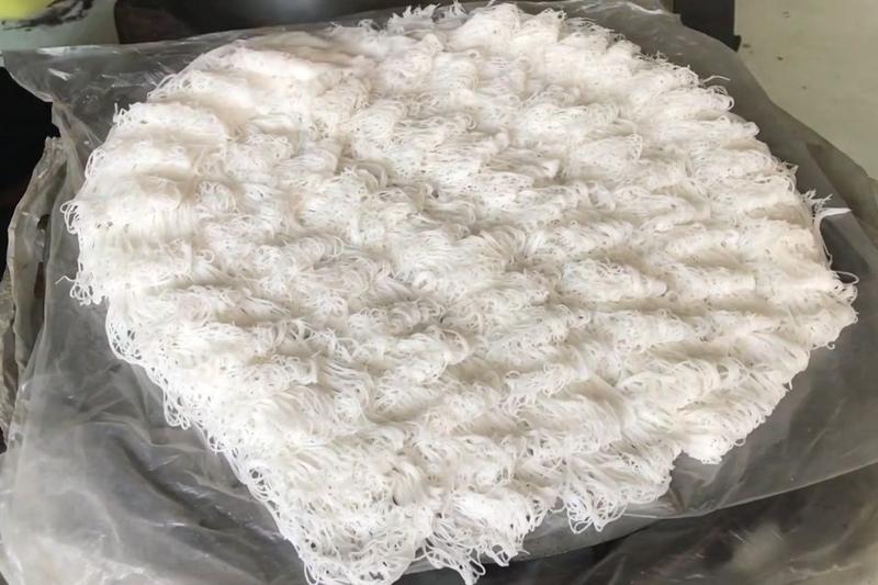 bánh hỏi thịt nướng (ảnh 3)