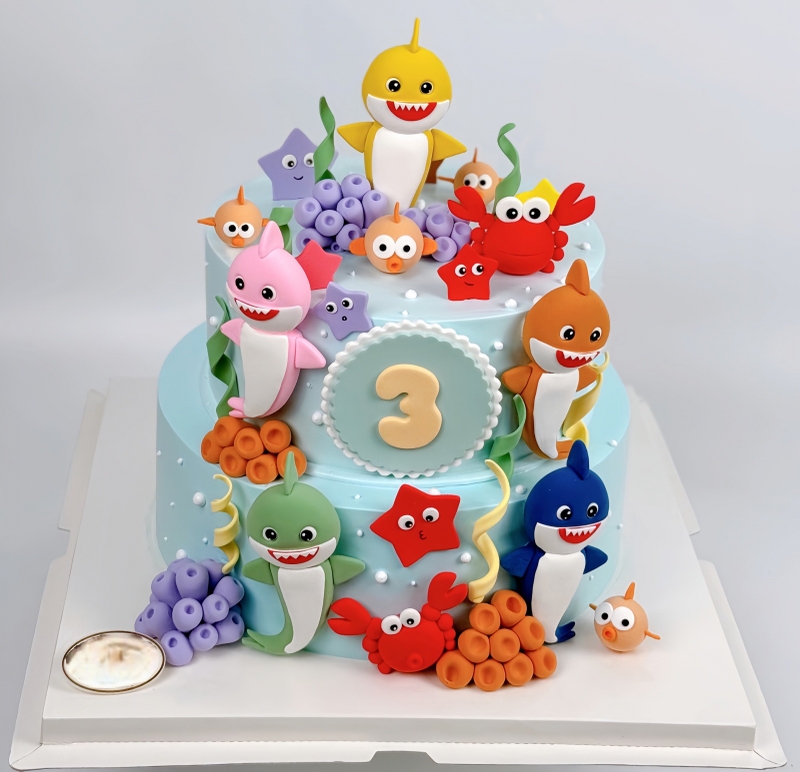 bánh kem baby shark 2
