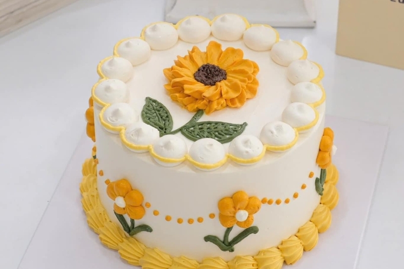 bánh kem Happy Anniversary 13
