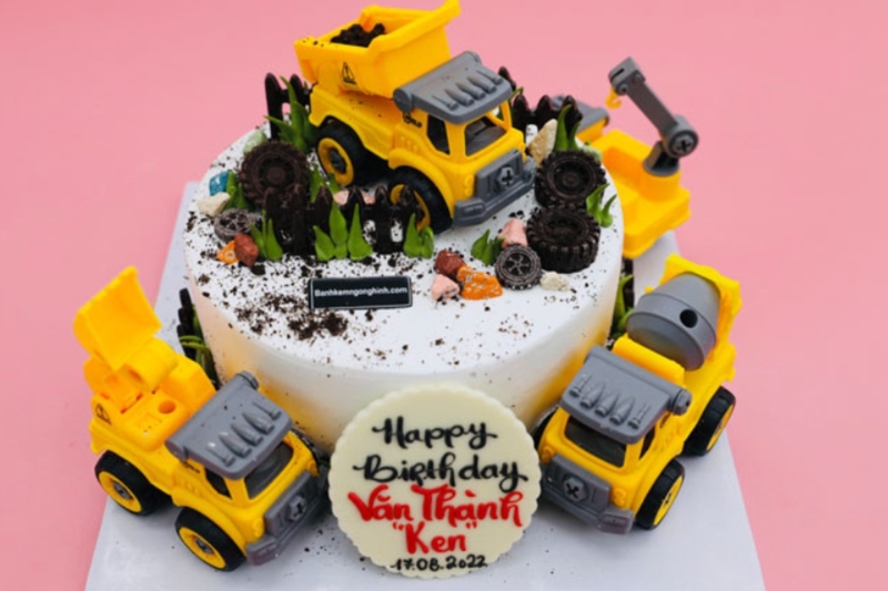 Bánh kem hình chiếc xe 9