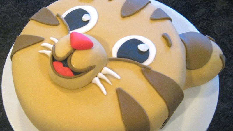 Bánh kem hình con hổ đơn giản 4