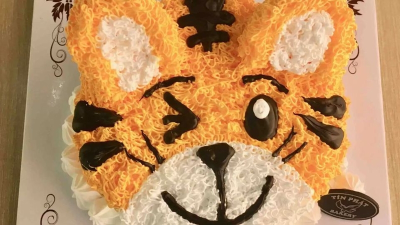 Bánh kem hình con hổ đơn giản 5