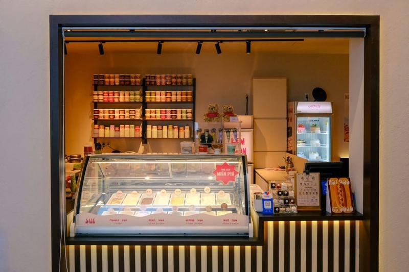 Snowee Nguyễn Huệ