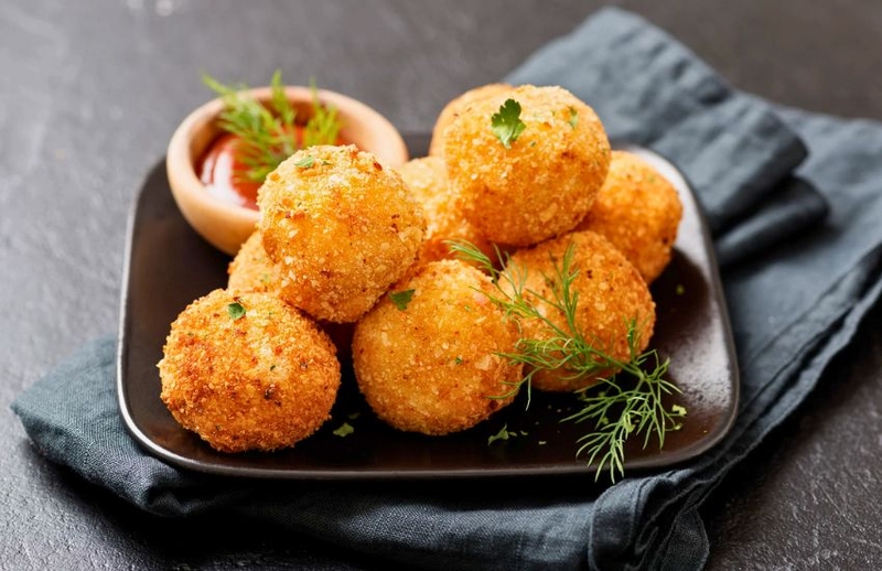 bánh khoai tây nhân thịt ảnh 7