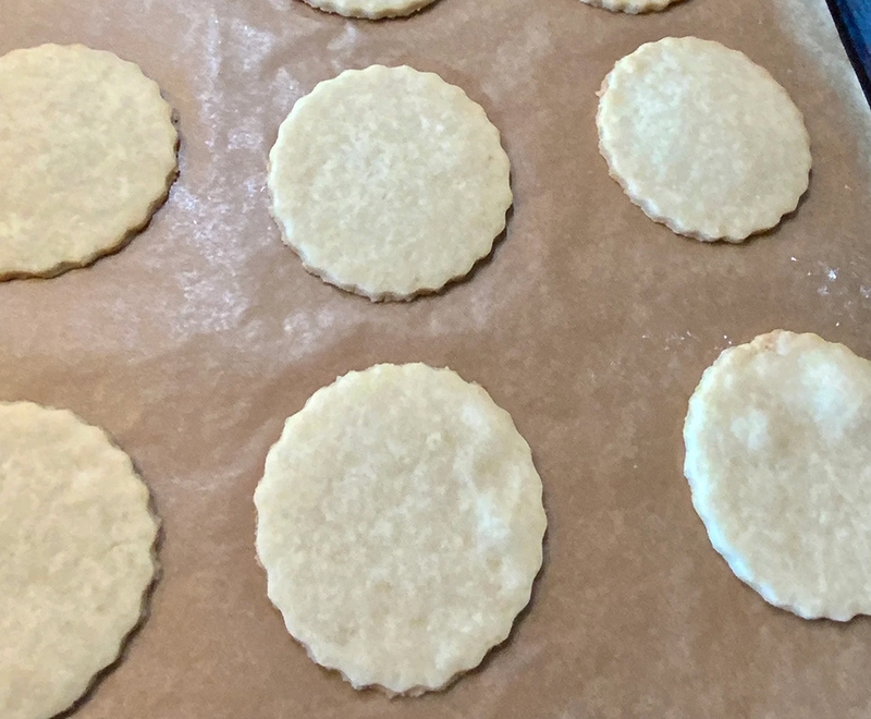 Bánh quy Linzer nhân dâu tây - 13