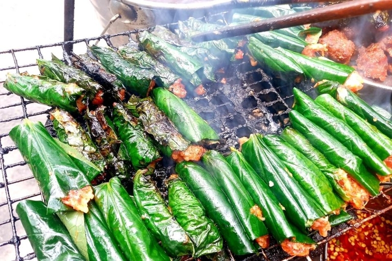 Mức giá siêu hợp lý của món bánh mì bò lá lốt