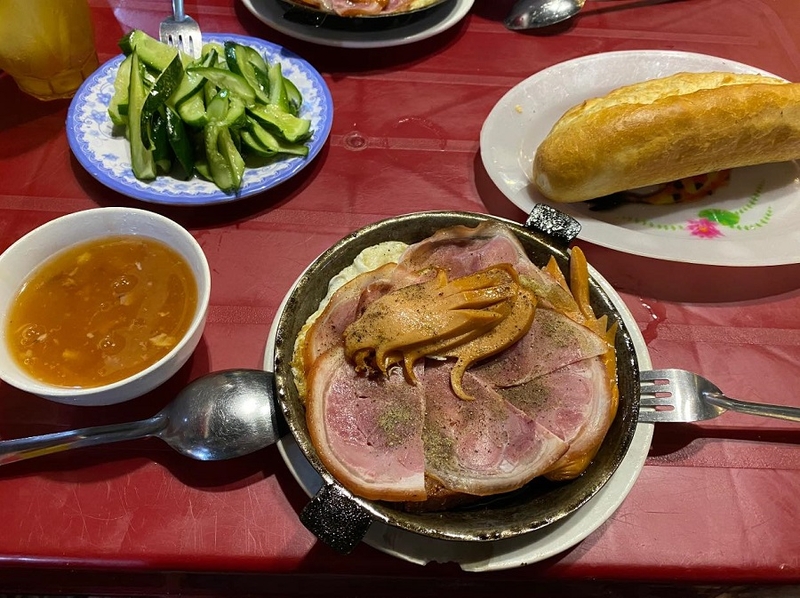 Bánh mì chảo Hà Nội 15