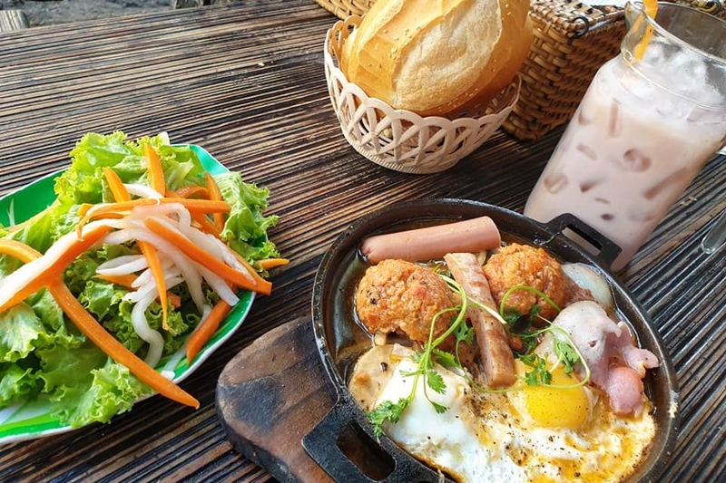 bánh mì chảo Sài Gòn 3