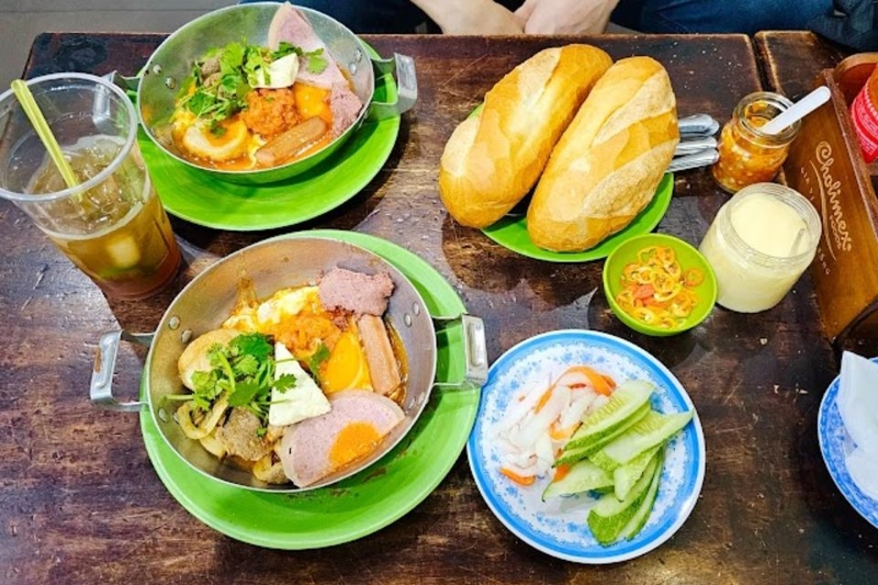 bánh mì chảo Sài Gòn 4