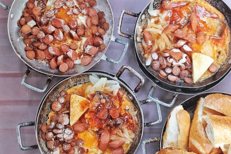 bánh mì chảo Sài Gòn 6