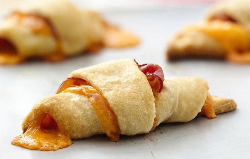 bánh mì cuộn thịt nguội bằng nồi chiên không dầu ảnh 1