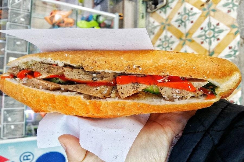 banh mi ong ty