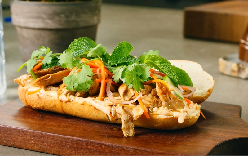 bánh mì gà xé 5