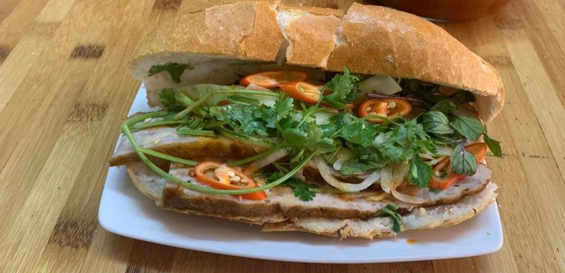 banh mi cha le dai hanh