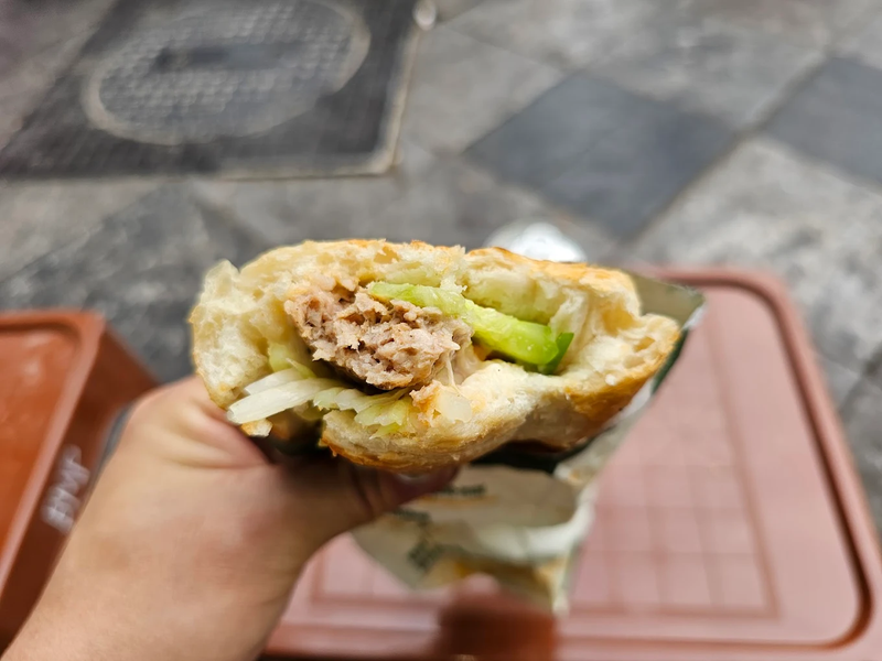 banh mi ha noi pho