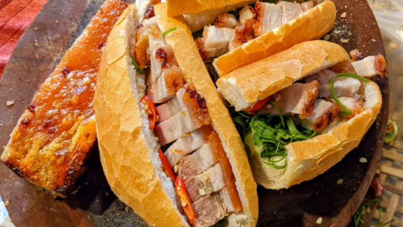 bánh mì heo quay đà nẵng 13