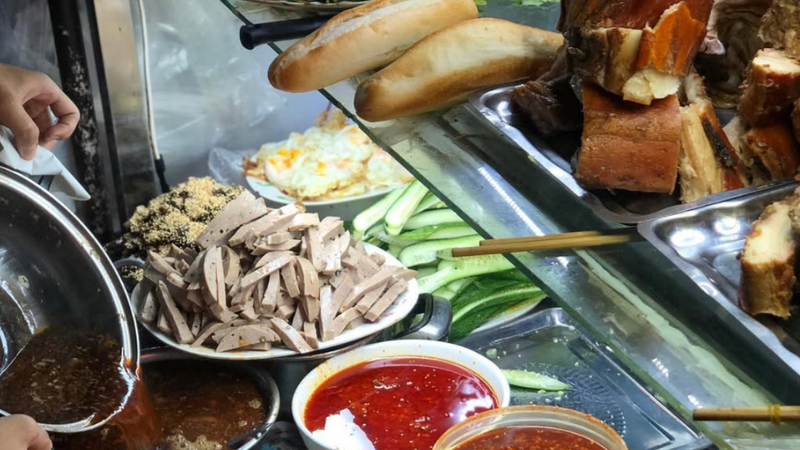 bánh mì heo quay đà nẵng 15