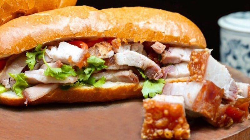 bánh mì heo quay đà nẵng 1
