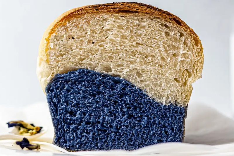 Bánh mì hoa đậu biếc - 02