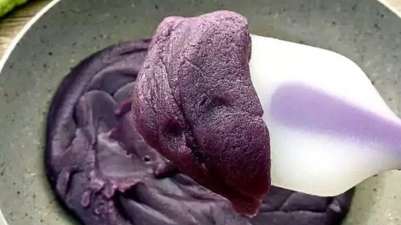 Bánh mì khoai lang tím bằng nồi chiên không dầu 4