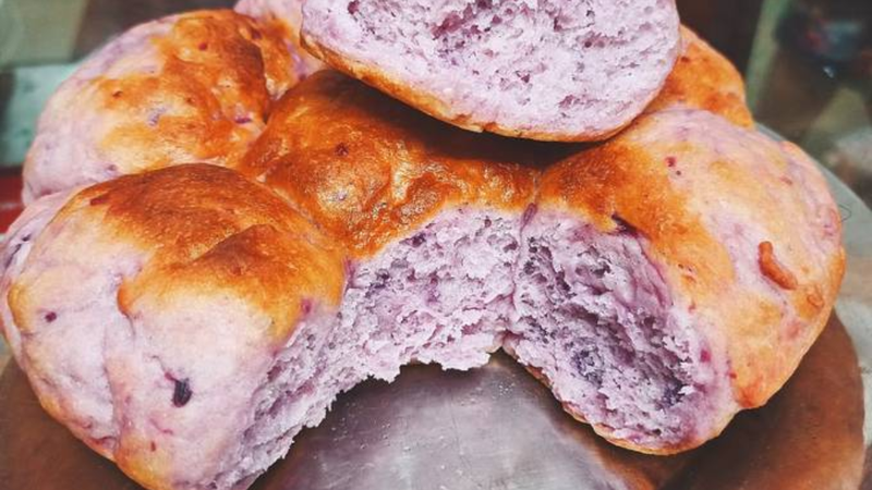 Bánh mì khoai lang tím bằng nồi chiên không dầu 6